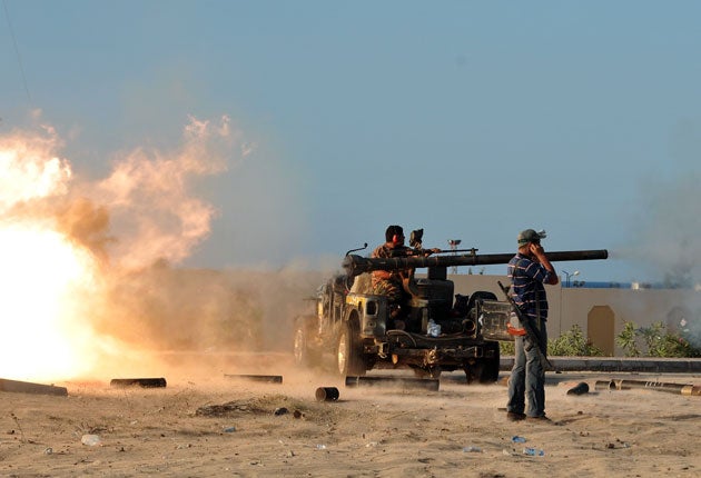 Intense fighting continues in Libya says Hague