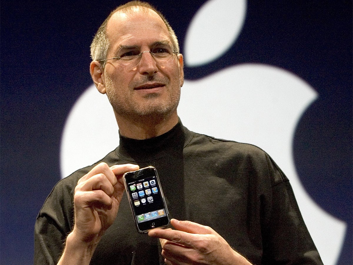 How Steve Jobs fell in love with the black turtleneck | The Independent |  The Independent