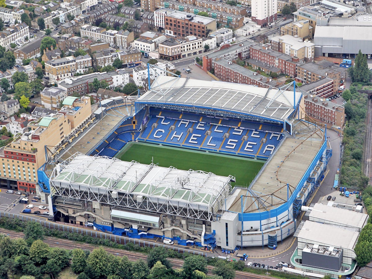 Stamford bridge football ground hi-res stock photography and