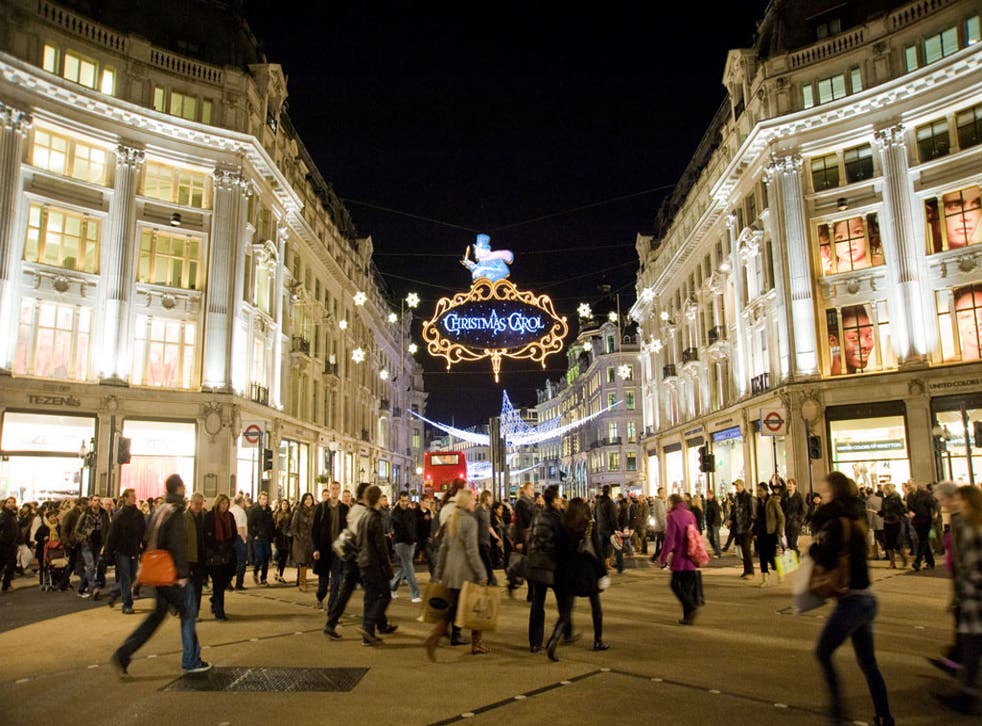 Oxford christmas centre shoppers alamy shopping cart Seasonal shoppers can put the sparkle in retail shares | The