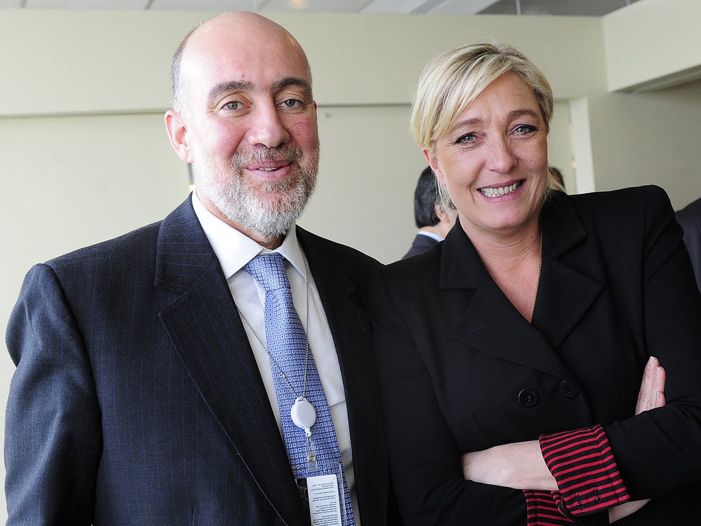 French presidential candidate Marine Le Pen with Israel's ambassador to the UN, Ron Prosor, at the United Nations HQ in New York on Thursday
