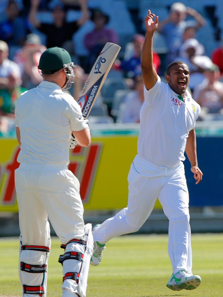 South Africa's Vernon Philander celebrates Brad Haddin's wicket