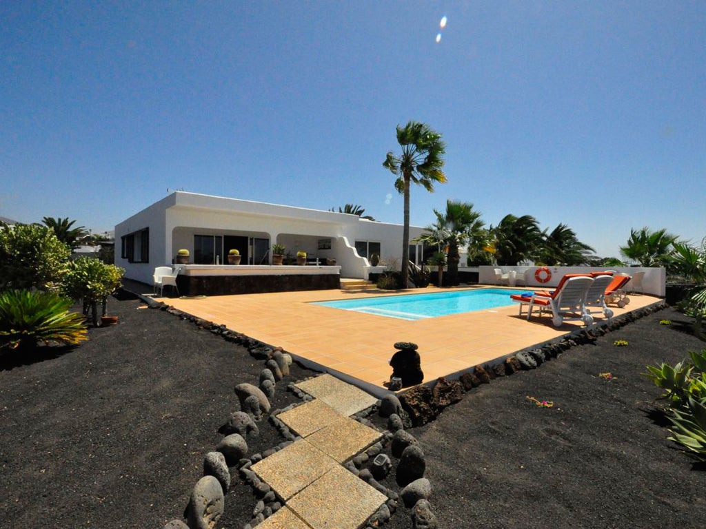 El Nido's grounds are dressed with volcanic ash