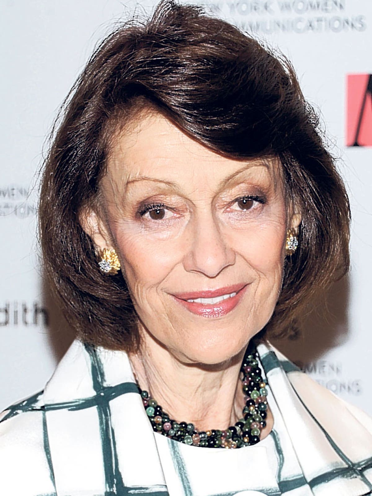 Evelyn Lauder: Founder of the pink ribbon campaign for breast cancer ...