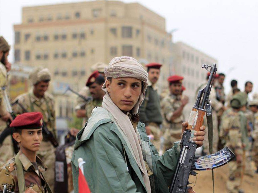 A defected army soldier backs protesters in Sanaa