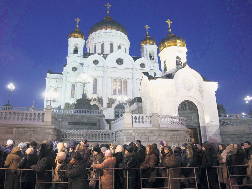 The Muscovite faithful queue for their chance to see the relic