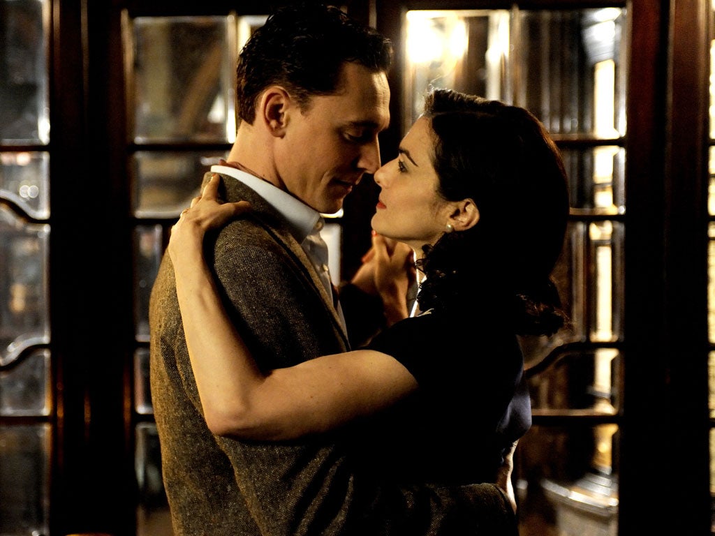 Tom Hiddleston and Rachel Weisz dance with the devil in The Deep Blue Sea