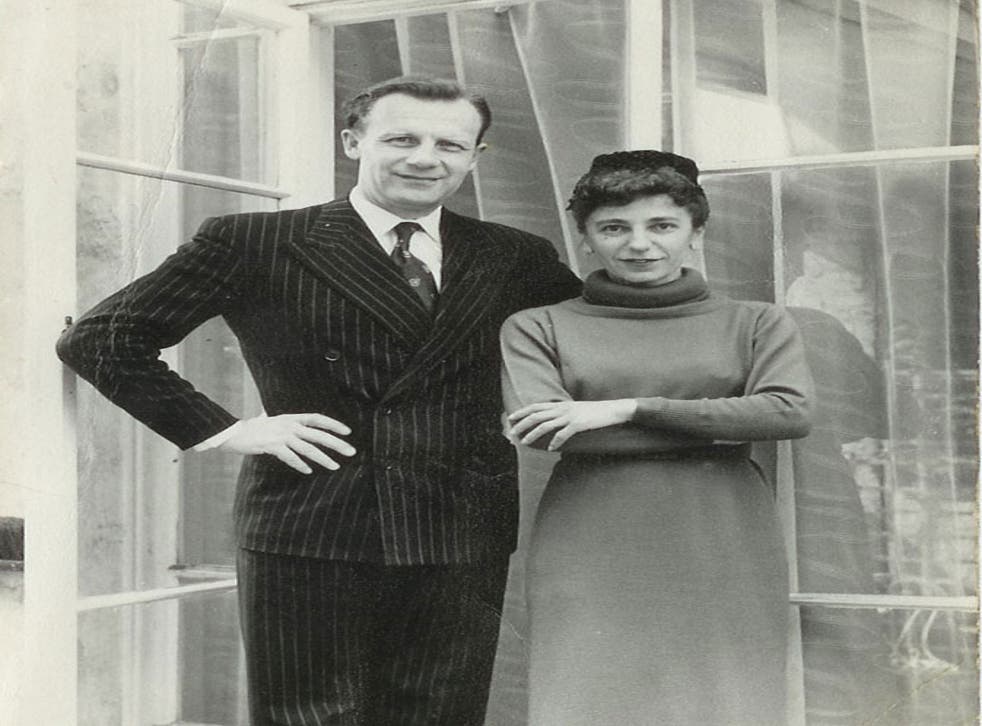 Maro and her husband, the sculptor Jonah Jones, at the turn of the 1960s
