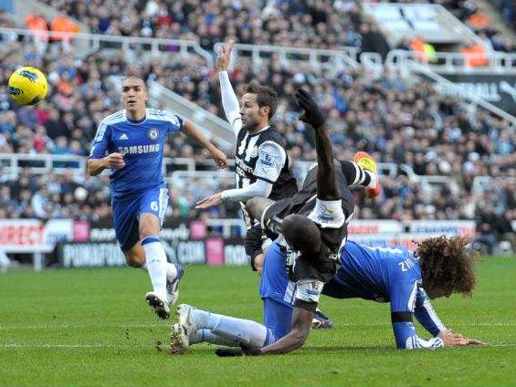 Alan Pardew said the referee admitted to him after the game that he should have sent off Chelsea’s David Luiz for this tackle on Newcastle’s Demba Ba