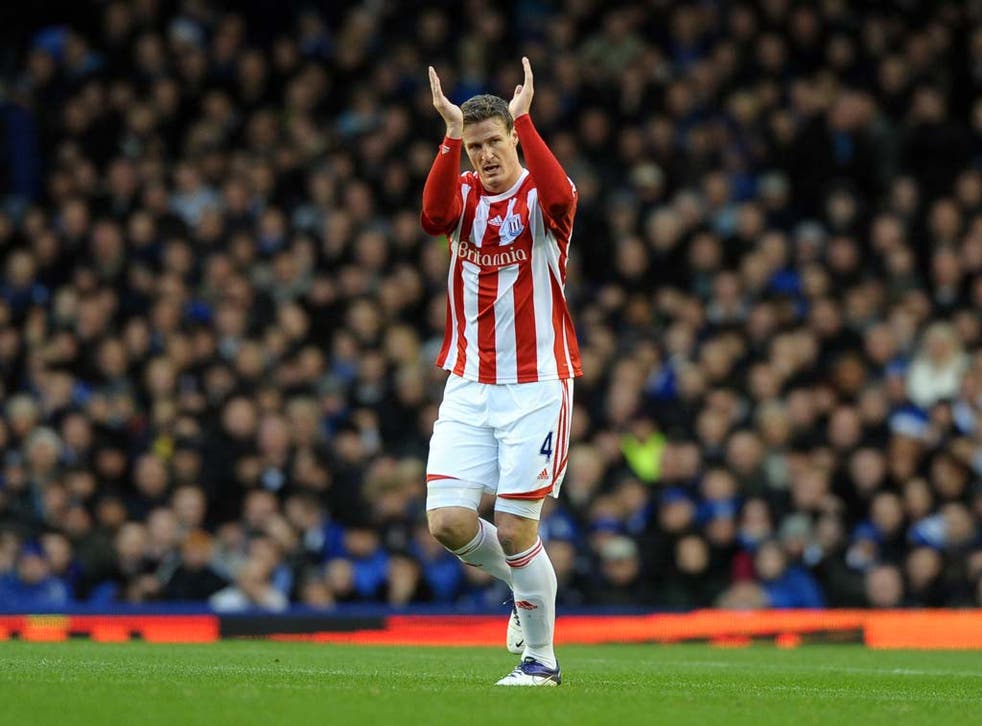 Stoke held on after Robert Huth gave them an early lead