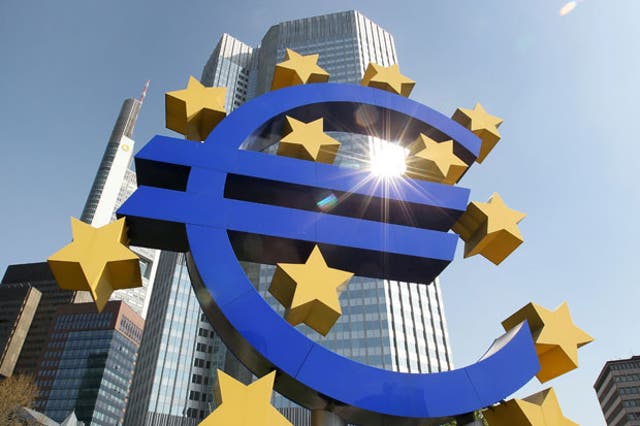 Fears surrounding the stability of the eurozone pushed global markets down again today