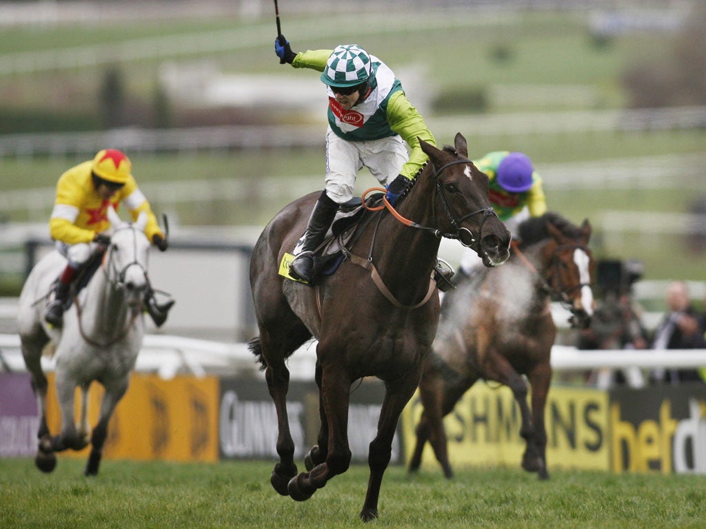 Denman beats his great rival Kauto Star