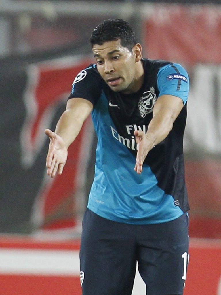 Arsenal full-back Andre Santos requires surgery on his ankle injury