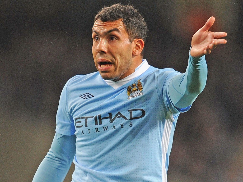 Carlos Tevez wants to leave City but Milan have not agreed a deal