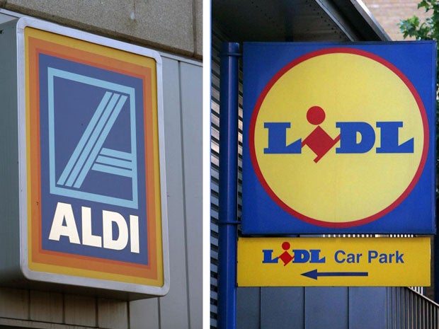 Aldi and Lidl have outperformed Marks & Spencer for the first time in an annual supermarket satisfaction report