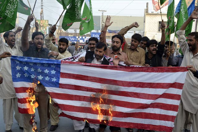 Pakistanis protest against the Nato strike on Pakistan troops