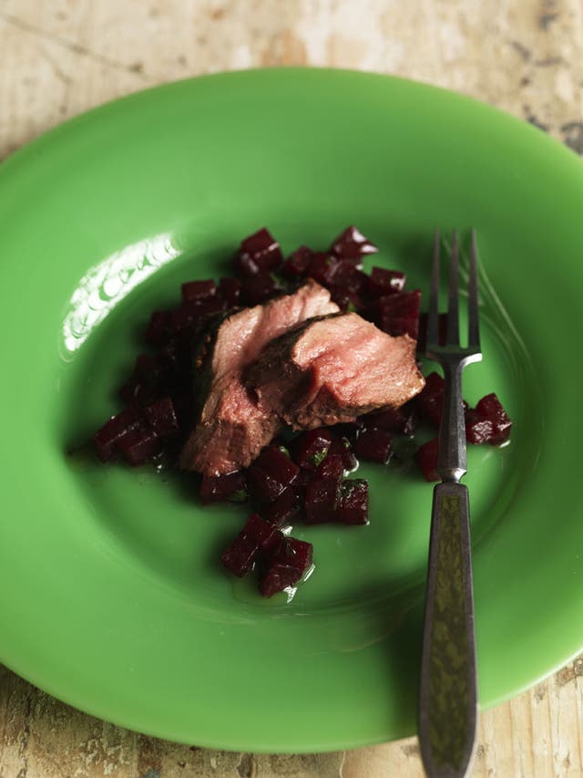 Venison with red onion and beetroot relish