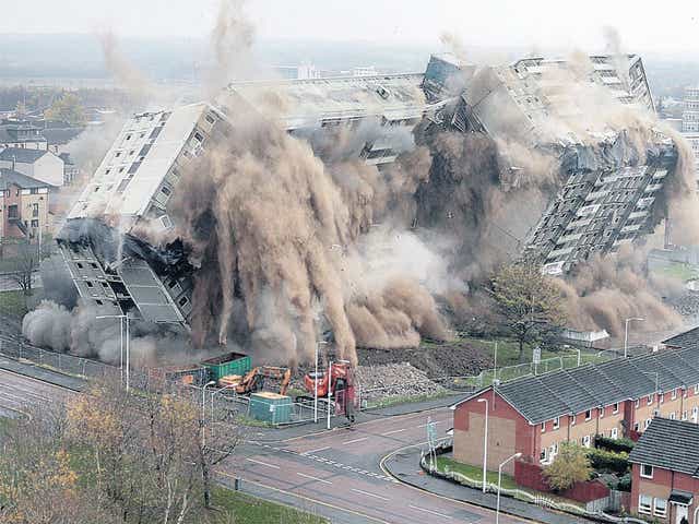 Gone in 60 seconds: The last moments of Glencairn Tower in Motherwell, Scotland