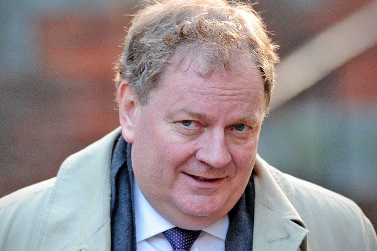 ‘Nonsense’ says ex-Mail on Sunday editor over claim he knew private investigator was feeding newspaper information