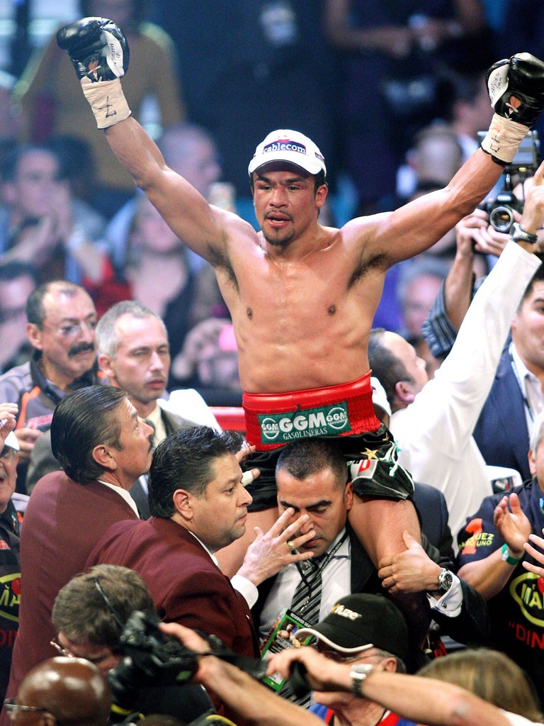 Pacquiao's advisers want the fight against Floyd
Mayweather to take place in a new arena