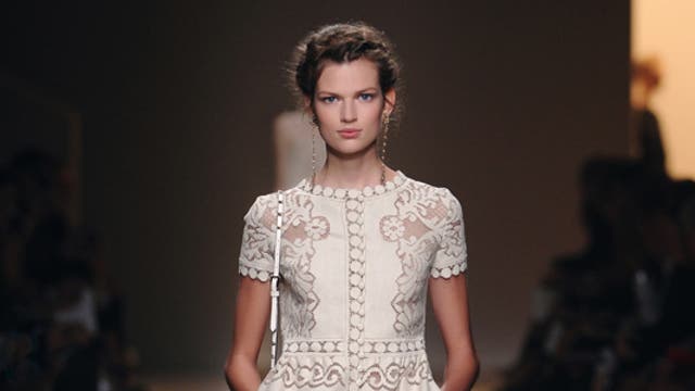 Valentino / Folkloric