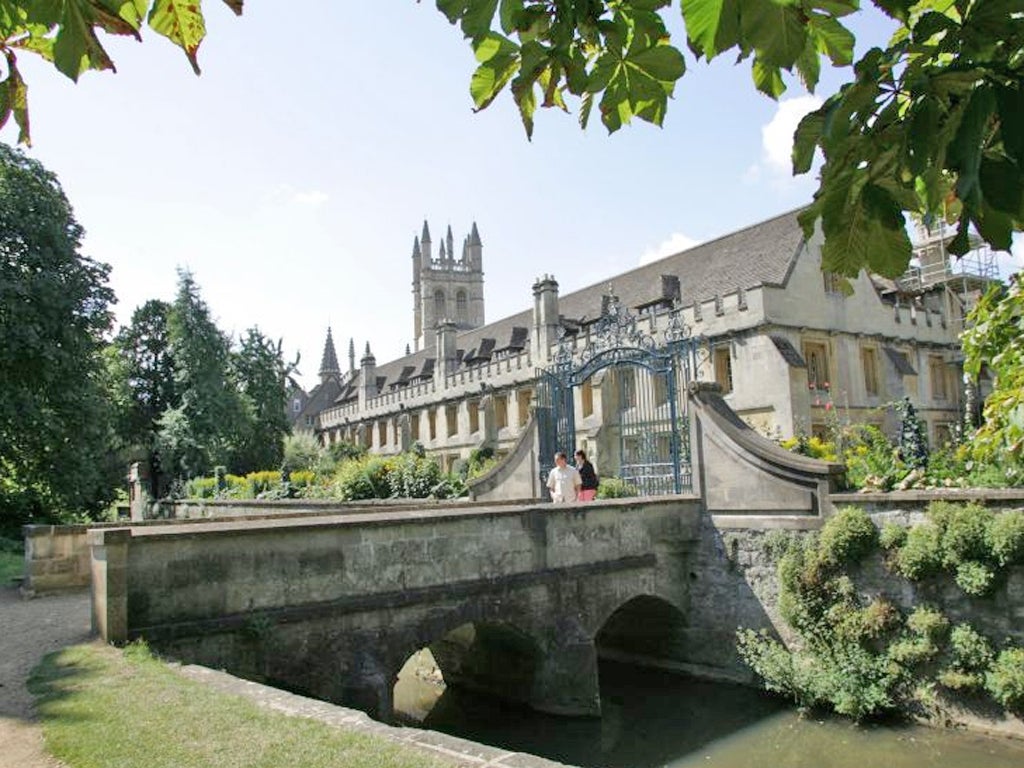 After withdrawing her application to Magdalen College Elly Nowell told the university not to try to ‘reapply'
