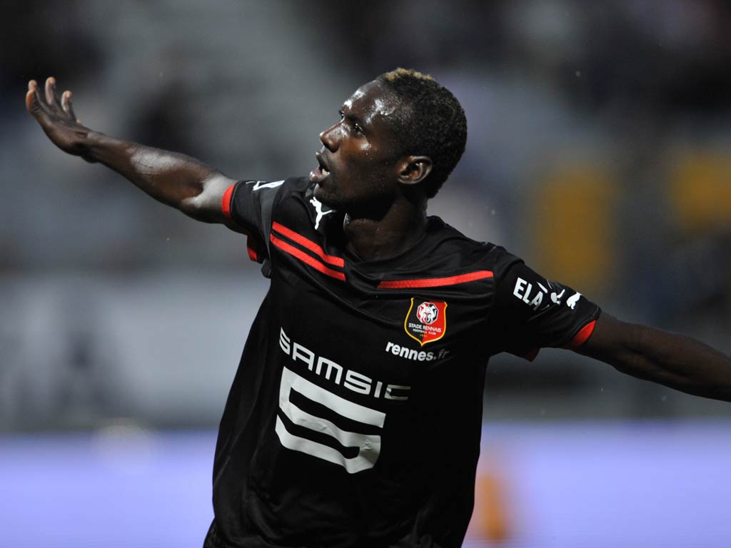<b>GROUP A</b><br/>
<b>Equatorial Guinea</b>
<br/>
<b>Best Performance:</b> Debut.
<br/>
<b>Key Player:</b> Rodolfo Bodipo, striker (pictured).
<br/>
<b>Coach:</b> Gilson Paulo (Brazil).
<br/>
<b>FIFA Ranking:</b> No. 150.
<br/>
<b>Nickname:</b> Nzalang Nacional.
<br/>The lowly ranked co-hosts have no previous experience at a major tournament and are now without experienced former France coach Henri Michel, who resigned just weeks before the tournament. New coach Paulo has had little time to mold his team, which likely faces an early exit at home.
