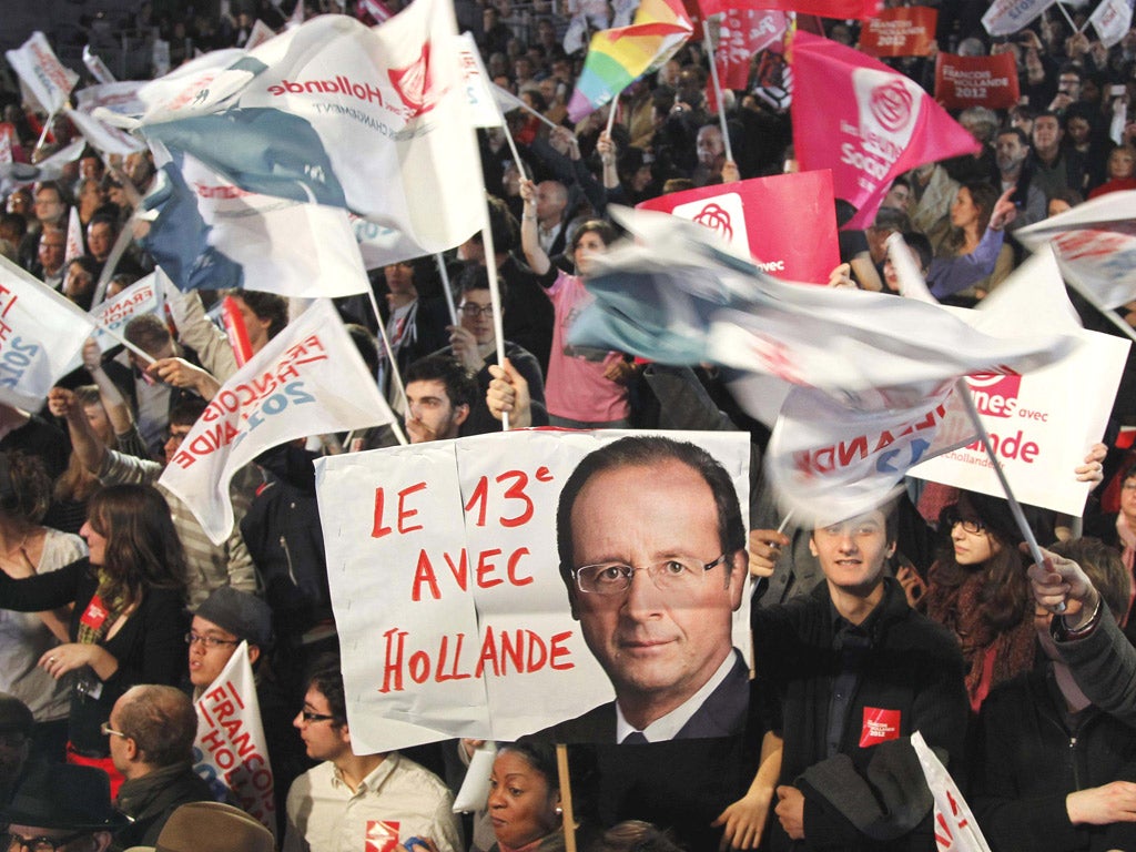 Supporters of François Hollande at yesterday’s rally
in Le Bourget