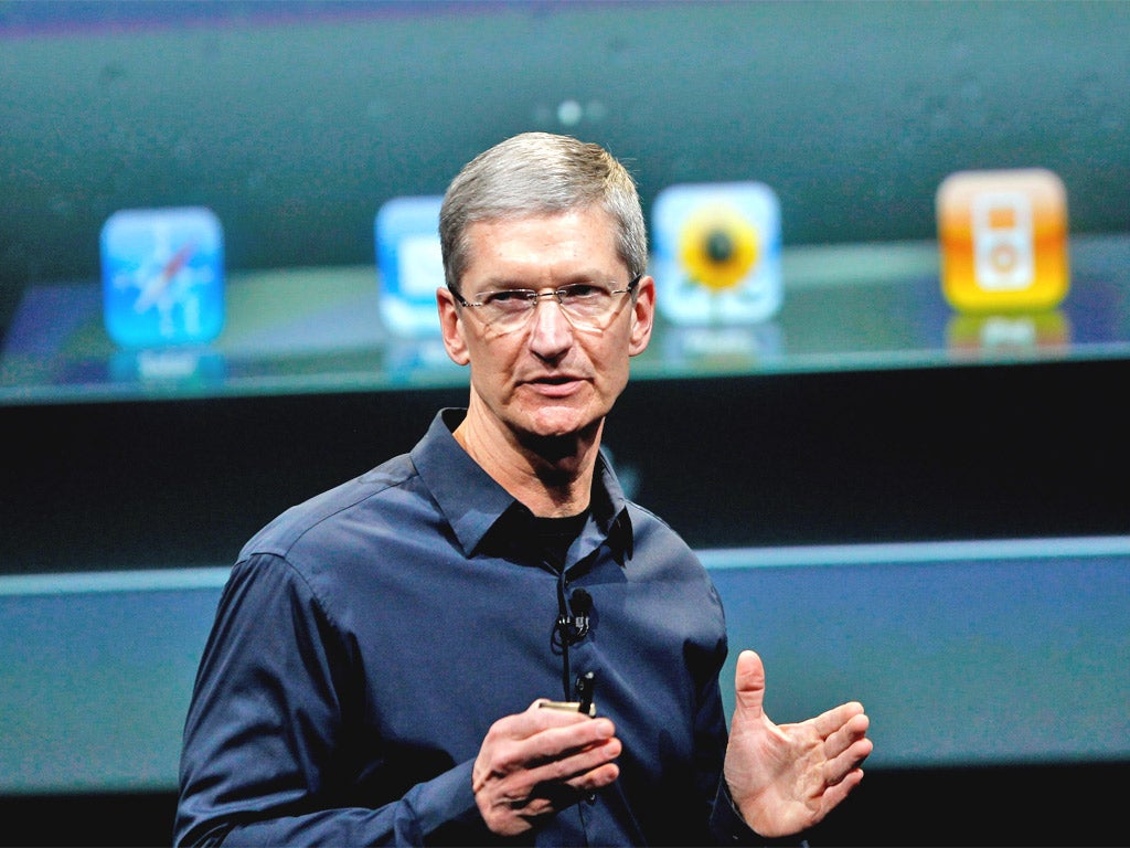Apple CEO Tim Cook shows how it's done