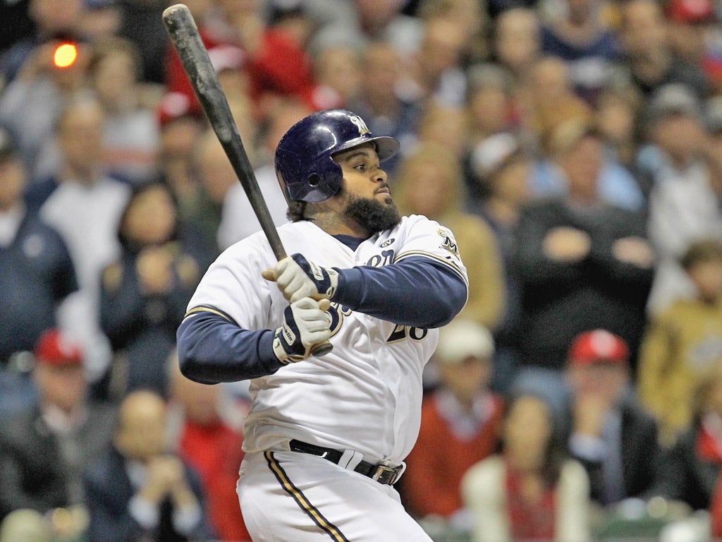 Fielder is certainly famous for his ability to hit home runs, he is also well known for being one of the chunkiest
players in baseball