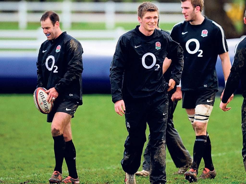 Charlie Hodgson (left) shares a laugh with Owen Farrell at England’s training session in Leeds last week