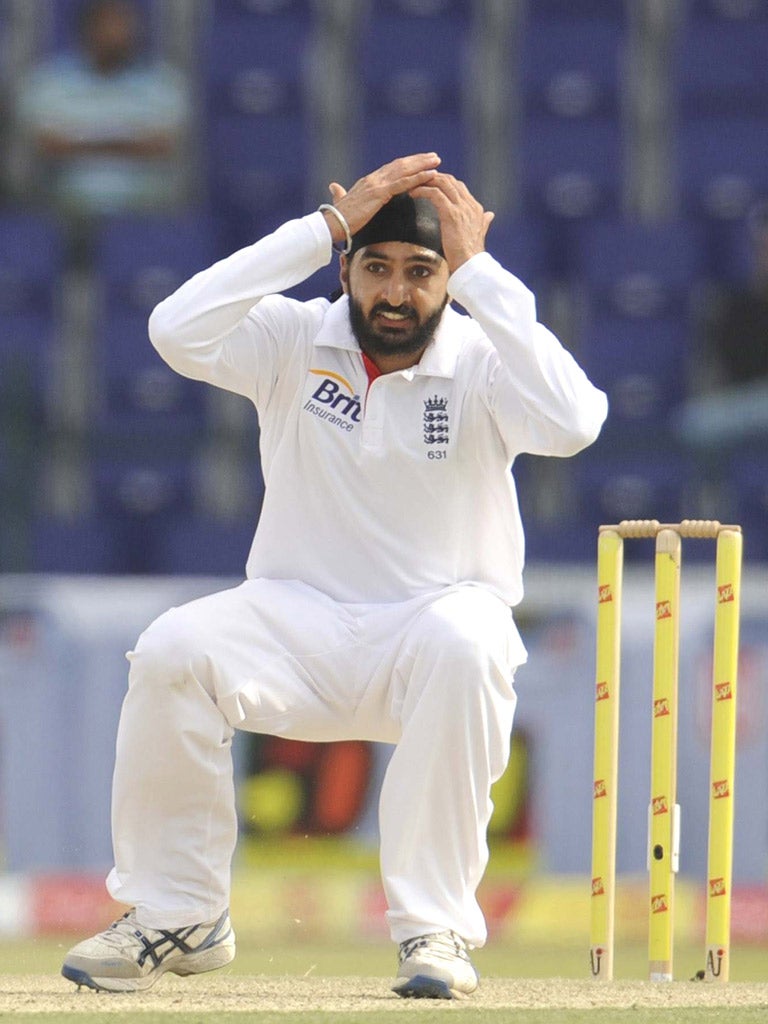 “I have got to go away and learn how to take wickets
quicker. Swanny carried me” Monty Panesar, England spinner on second Test