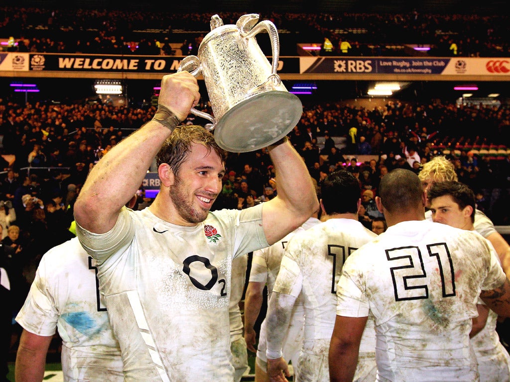 Chris Robshaw celebrates with the Calcutta Cup