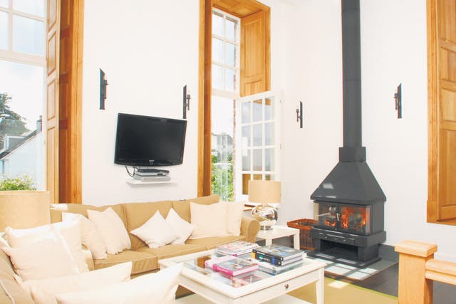 The Old Chapel now offers home comforts such as a
wood-burning stove and high spec kitchen