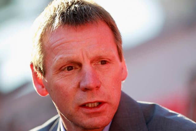 <b>Stuart Pearce</b><br/>

The 49-year-old has impressed in charge of the England Under-21s, reaching the European Championship final in 2009, but he did not convince with Nottingham Forest and Manchester City. "Psycho" is popular, having won 79 caps and 