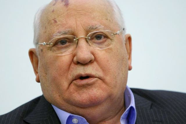 Mikhail Gorbachev, the last leader of the Soviet Union, has urged Vladimir Putin to give up power