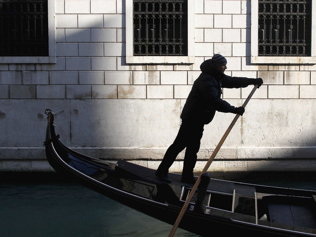 Row your boat: A gondolier