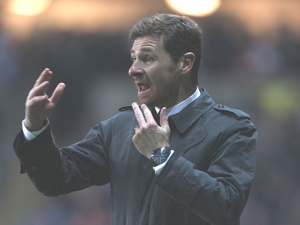 Andre Villas-Boas has an increasingly fragile
relationship with his Chelsea squad