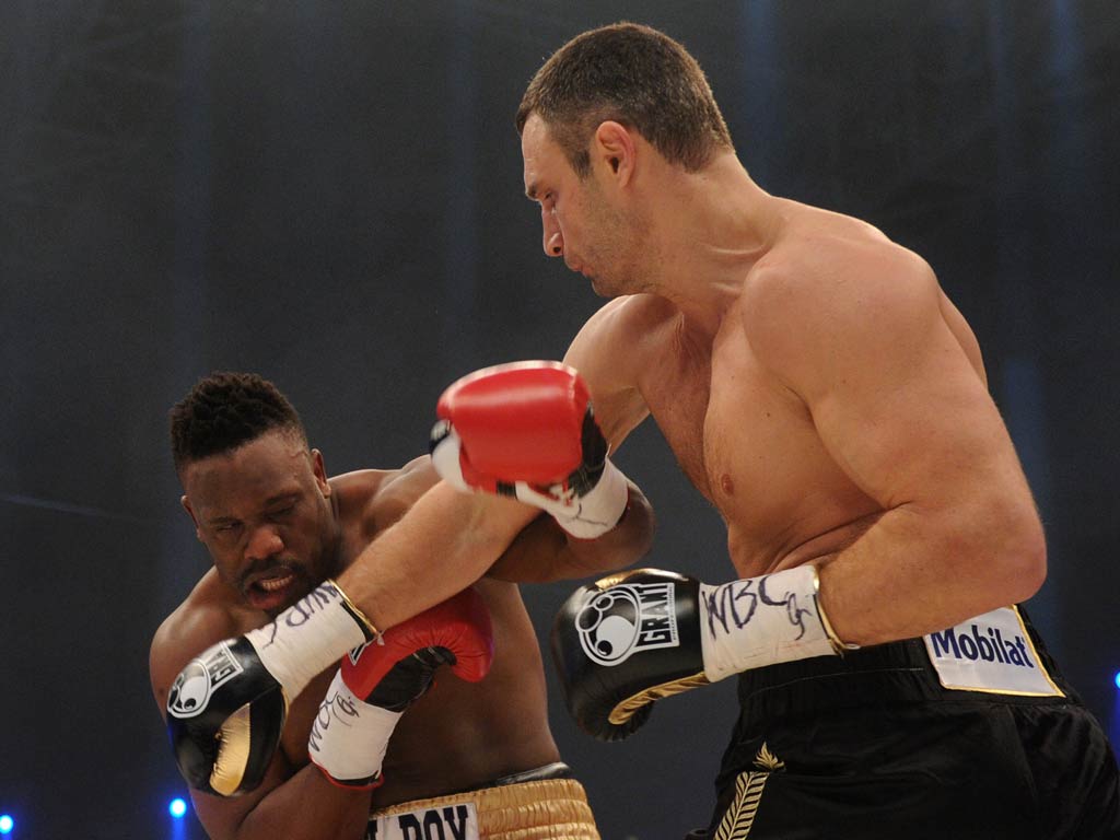 Dereck Chisora in the ring with Vitali