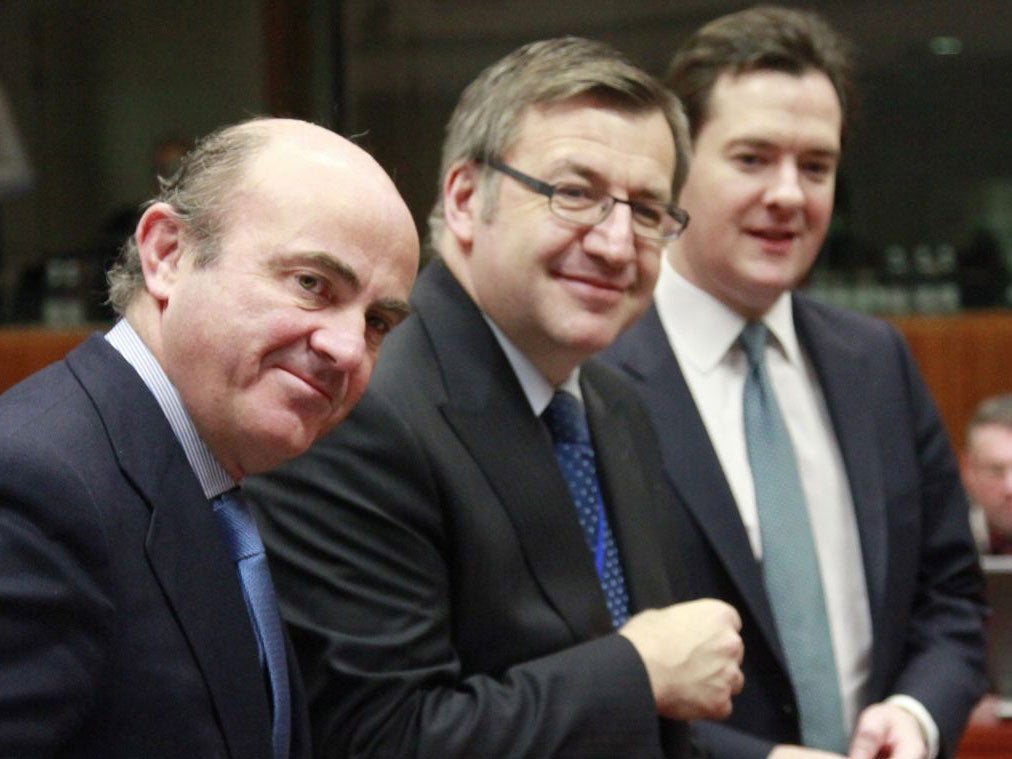 Spanish Minister of Economy Luis de Guindos (left) with Belgian Finance Minister Steven Vanackere and Chancellor of the Exchequer, George Osborne
