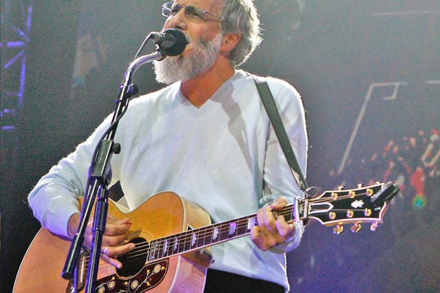 Cat Stevens performance for an audience in Beirut