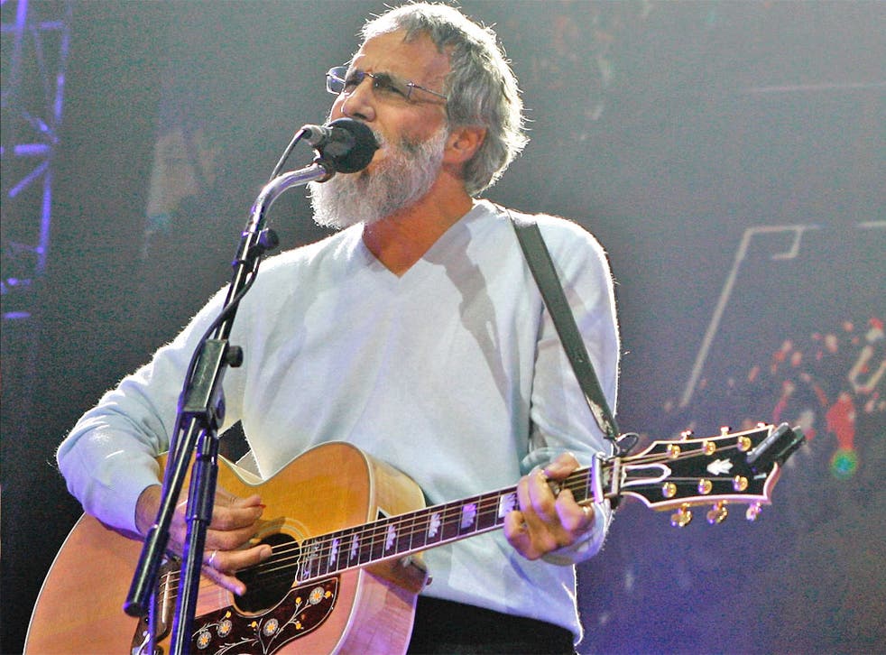 Yusuf Islam performs at the Peace One Day Celebration