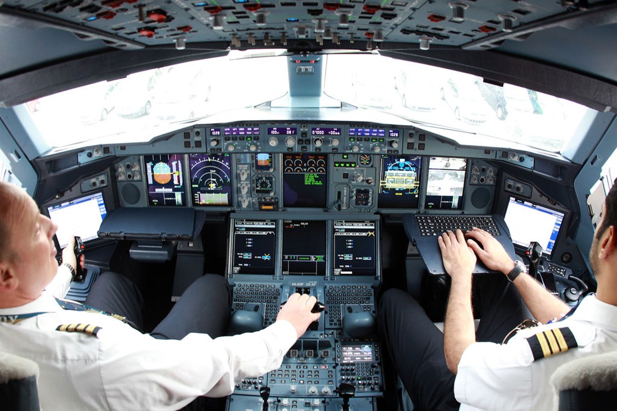 Pilots admit they 'nod off' – and their hours are set to soar | The ...