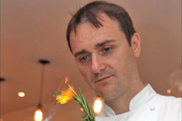 Jason Atherton was the first British chef to complete a stint at El Bulli in Spain in1998. He has worked under Pierre
Koffmann and Marco Pierre White, eventually joining the Gordon Ramsay Group, for whom he opened Maze in 2001. Last year he opened Pollen 