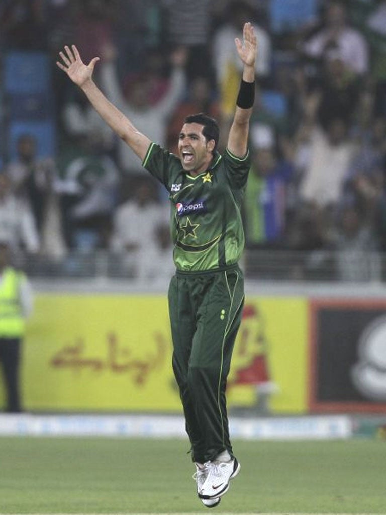 Brilliant bowling at the end from Umar Gul accounted for England
