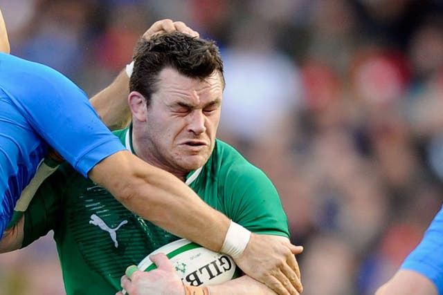 <b>Cian Healy</b>: Despite being knocked out cold in the first half by an errant knee, Healy contributed to a ding dong battle in the scrum and made his usual quota of gain line breaking bursts. 6