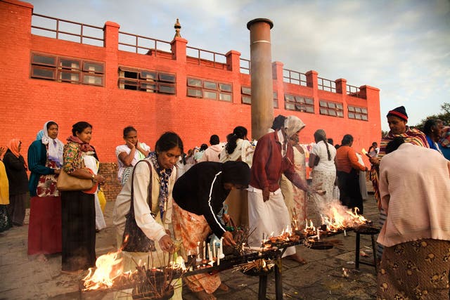 Conversion to non-violence: Ashoka Pillar at the
Maya Devi Temple, Lumbini, Nepal