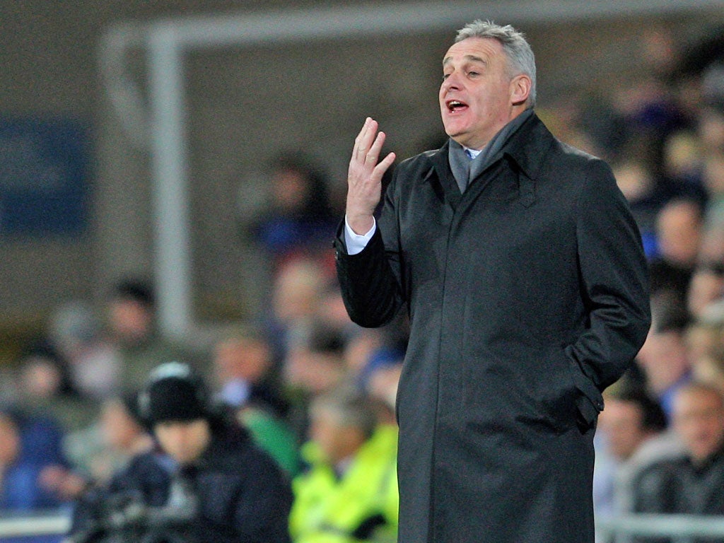 After nine months out of the game, Dave Jones has taken
charge of the Owls