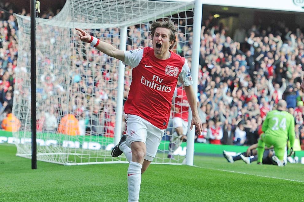 Tomas Rosicky Signs New Arsenal Deal The Independent The Independent