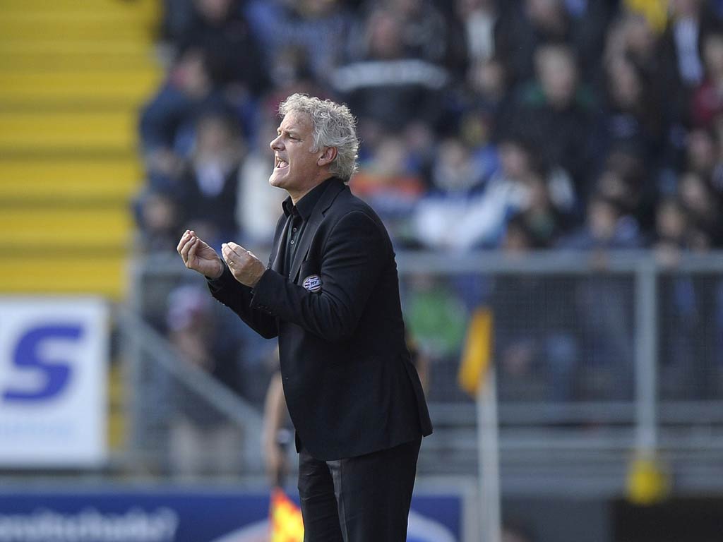 Fred Rutten during his last game in charge of PSV against NAC Breda